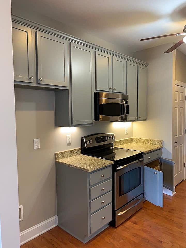 Kitchen cabinet painting